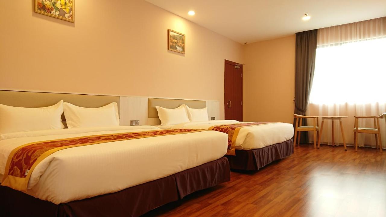 Hotel Austin Park 3*